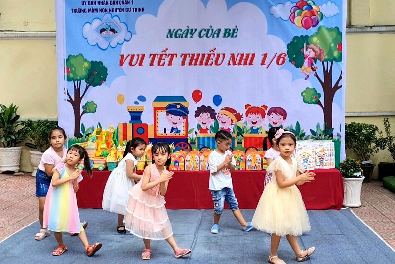 backdrop tết thiếu nhi